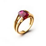 Anillo  solitario ánfora