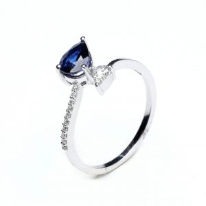 Anillo zafiro