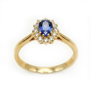 Anillo Roseton Zafiro Oval